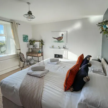 Dunmail House グレンジ・オーバー・サンズ